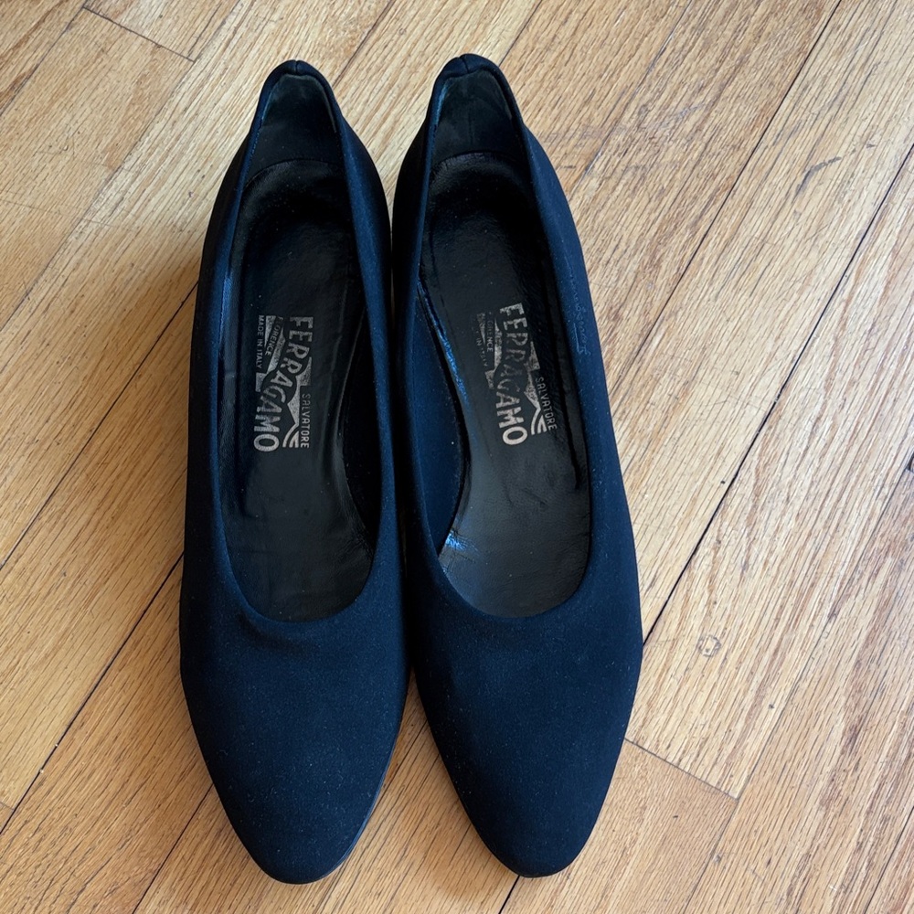 Salvatore Ferragamo Black Neoprene wedge size 10